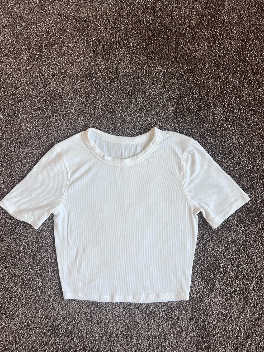 lululemon athletica White Short Sleeve Cropped Rib Tee